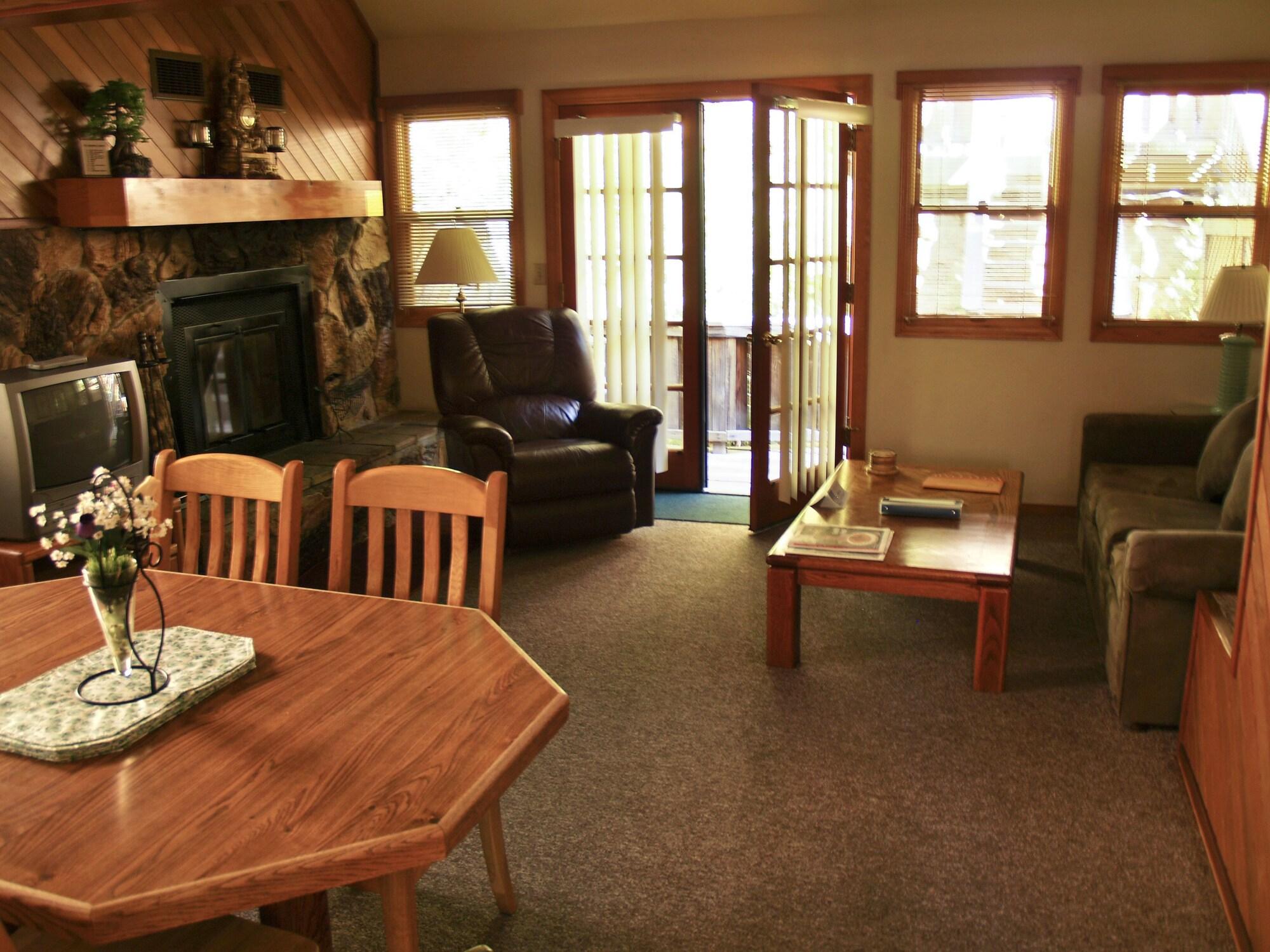 Mountain Retreat Resort Arnold Luaran gambar